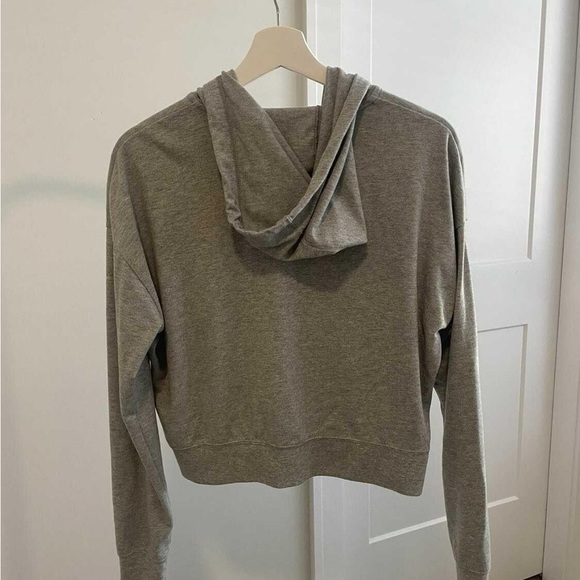 Women’s XS Nike Hoodie. Excellent condition. - Picture 2 of 3